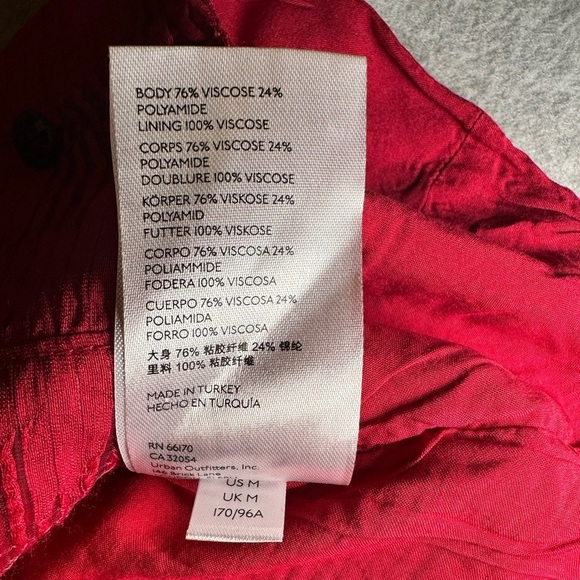 NWT Anthropologie Raspberry Red Square Neck Shirt W/Poet Sleeves Size M - Picture 10 of 10